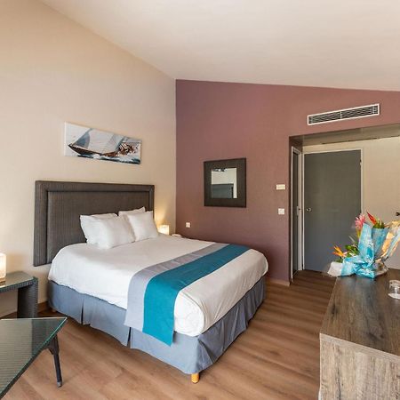 לה גוסייר Hotel Fleur D'Epee מראה חיצוני תמונה